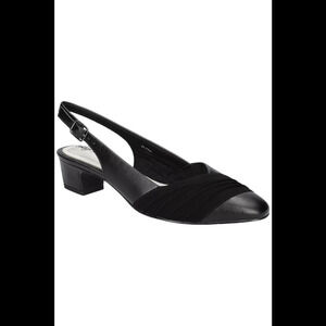 Easy Street Women's Bates Slingback Pumps Black - Narrow